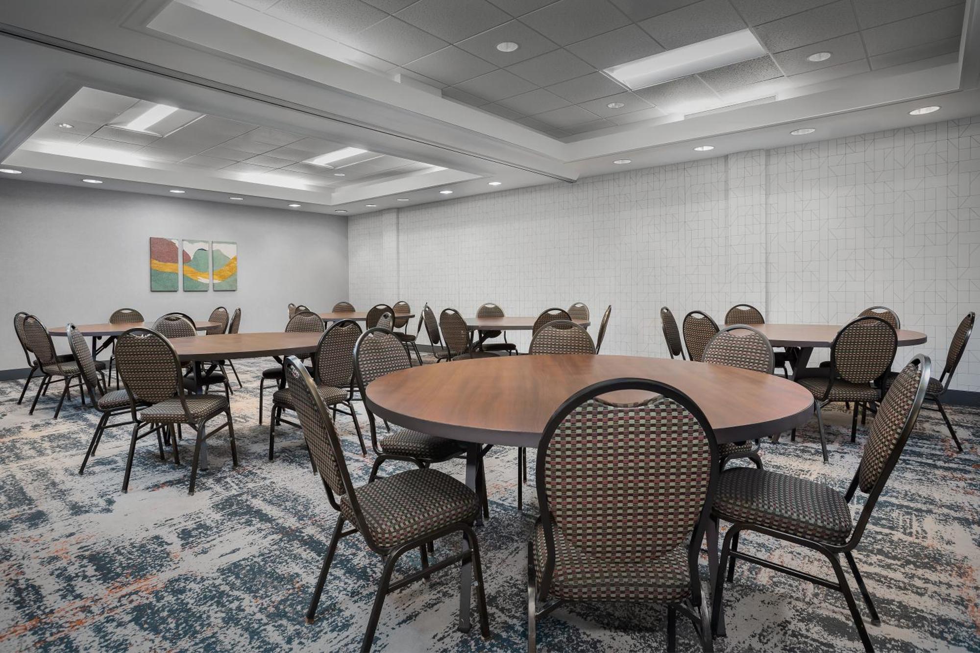 Homewood Suites By Hilton Cleveland-Solon Bagian luar foto