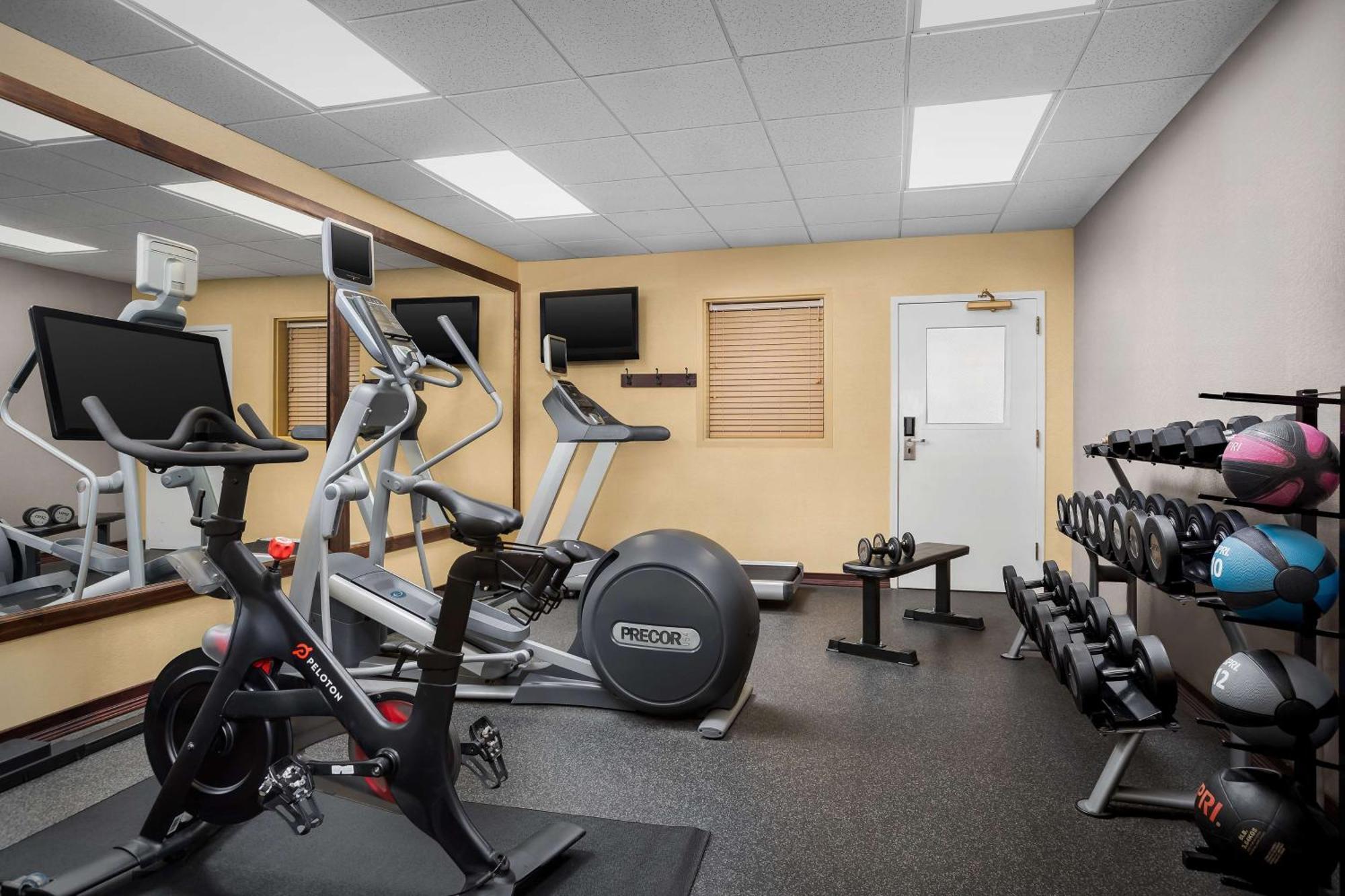 Homewood Suites By Hilton Cleveland-Solon Bagian luar foto